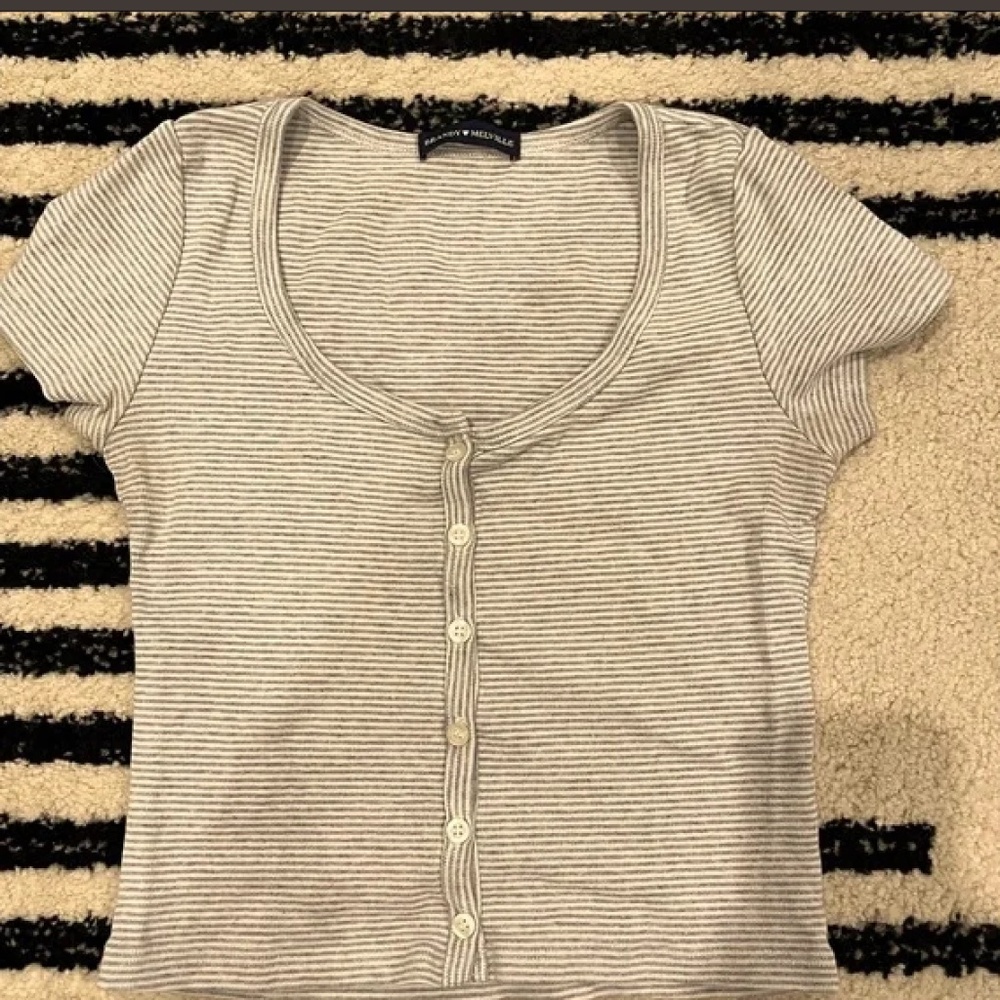 Brandy Melville grey and white striped crop button down tee, fits like XS